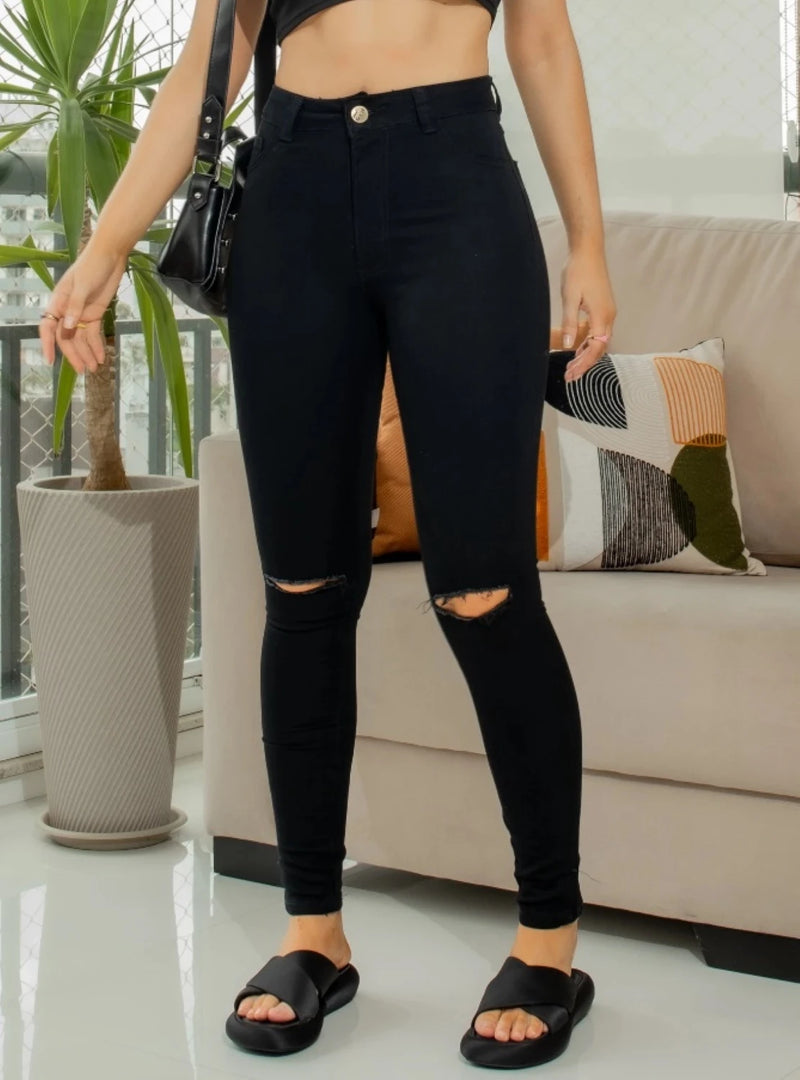 CALÇA JEANS COM RASGO JOELHOS CINTURA ALTA HOT PANT PRETA